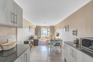 Airville Luxury Apartments, 7min Drive to Cresta Mall - 8
