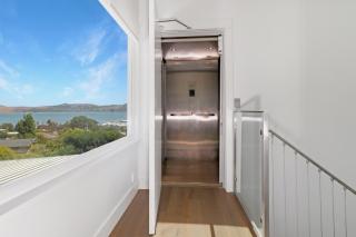 Stunning Accessible View Home W Lift in Sausalito - 5
