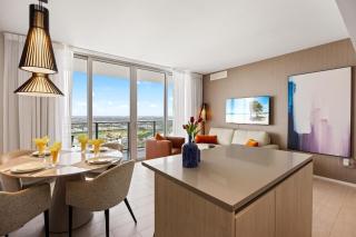 42nd Floor Penthouse 3 BDR in Hyde Beach House - 9