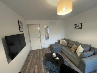 Modern Apartment near Etihad Stadium & C o-op Live - 5
