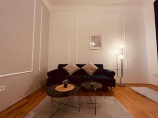 Calm & party - in center of Budapest - 1BR - AC - 8