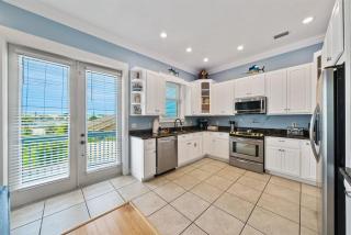 Seaside Bliss at Treasure Circle - 5