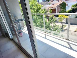 Hermoso Dpto calle Camino, Barrio Santa Genoveva - 7