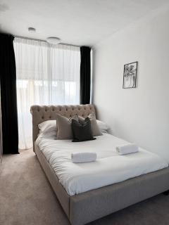 Rickmansworth Residence - 1