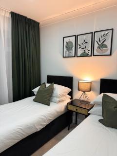 Rickmansworth Residence - 8
