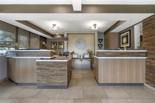 Best Western Plus Pavilions - 1