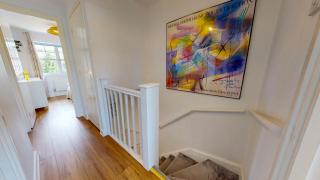 3 Bedroom House with free parking and garden - 4
