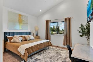 Modern Urban Townhome Central Oasis-Silverwood - 5