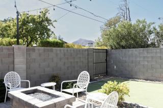 Lavish Luxuries in Old Town - 1