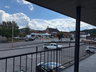 Visitors Inn - Galax - 2