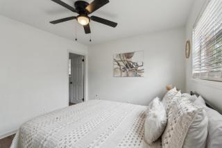 Midtown Serenity 3 - 5