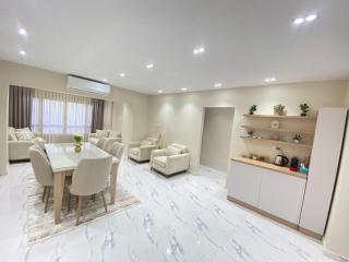 Elegant 2BR GF Stay in Al Rehab, New Cairo - 7