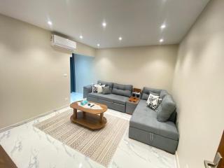 Elegant 2BR GF Stay in Al Rehab, New Cairo - 2