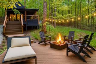 Lux Tiny House with Waterfront, Kayaks, Hot Tub, Arcade - 0