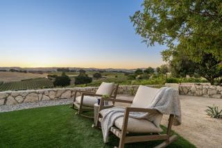 Wine Country Escape w Views Wine Cellar Gym Caterina Dusi Vineyard by AvantStay - 8