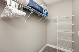 Exclusive, Pool, Massage Chair, Jordan Creek - West Des Moines - 4