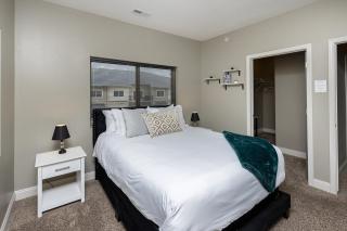 Stylish & Spacious, Pool, Nintendo Switch, King bed - 8