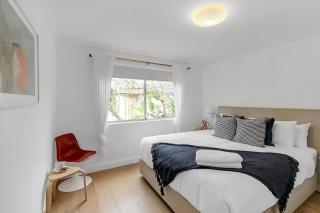 Bondi Beauty Walk to the Beach with Parking - Sydney - 8