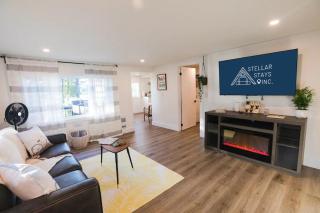 Pet Friendly Waterfront BBQ Firepit Half hr from GTA - 7