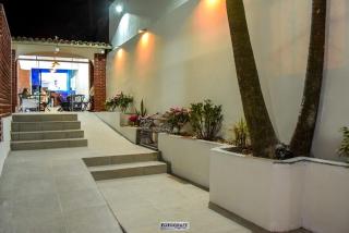 Elegant House with Party Room - 0