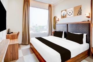 Super Townhouse Lahartara Railway Bridge Near Bus Stop - 0