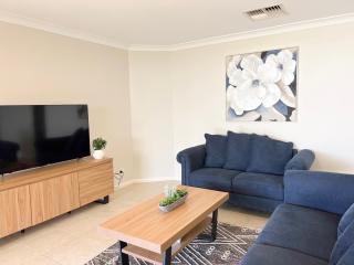 Yarrawah Crescent - 0