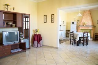Casa Vacanza da Luisa - San Giovanni Suergiu - 8