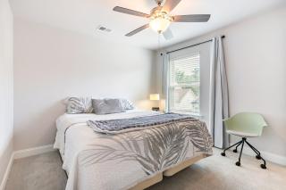 New Charming Surburban Retreat 12 mins to Lakepoint - 2