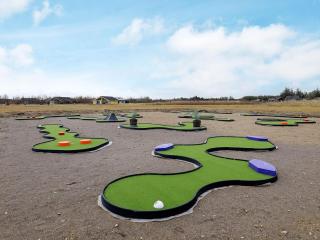 Tranquil Retreat in Nature s Embrace-By Traum - 3