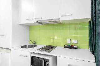 Quality Apartments North Melbourne - 4