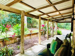 Ferns Hideaway Resort - 9