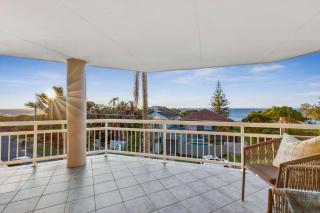 Beachside Manor - 6