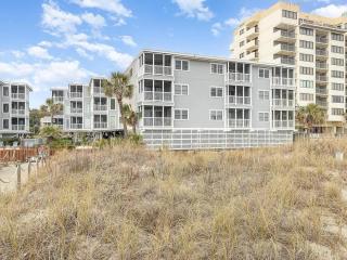 Beachfront 3BR 3Bath Condo and Pool - Myrtle Beach - 3