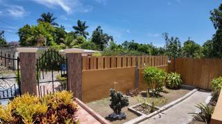 Pinewood Luxury Villa - 3