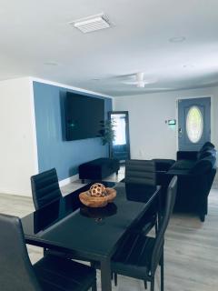 Serene 3-Bedroom renovated house with AC in Fort Laudable - 7