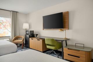 Fairfield Inn & Suites Bloomington - 1