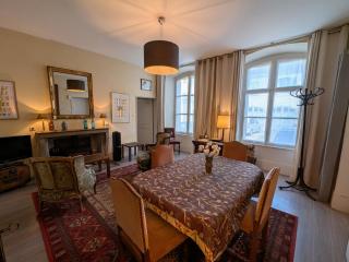 Charmant appartement historique à Vesoul, avec WIFI et parking - FR-1-583-508 - 5