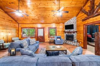 Spacious 6BR w Pool Theater & Hot Tub - 1