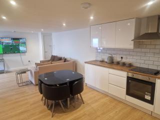 R&B Rentals - Moffat - 0