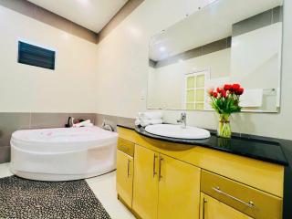 Hilton Luxury Villa 3 - 3