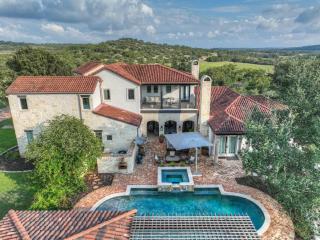 Luxurious Watershaus Ranch - Pool and Hot Tub, Fireplaces, Stunning Views! - 0
