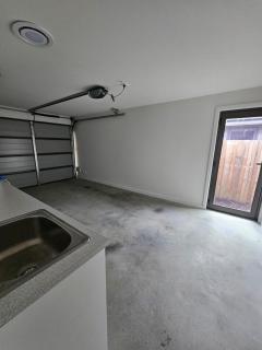 George Town Villa - Outdoor Alfresco - aircon FREE WIFI - Central location near MTB Trails - 2