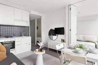 A Cozy 2BR Apt Walk to CBD Free Parking - Melbourne - 1