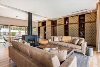 Casa Marni - Luxe Pool Escape with Breathtaking View - 3