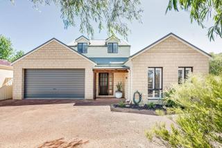 Driftwood - True Beachside Bliss with Games Galore - 7