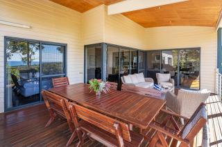 Eagle Vista - Beachside Bliss with Bushland Serenity - 1