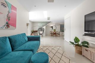 Luxe Inner-City Home with City Views - Teneriffe - 1