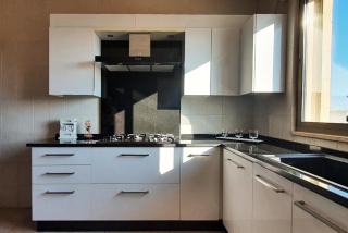 Family Comfort 3BR with Balcony - 1