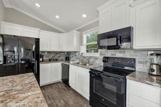 Resort at Fredericksburg Unit 29 - 4