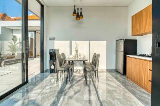 Villa Damayu 2BR Brand New in Padonan, Canggu - 4